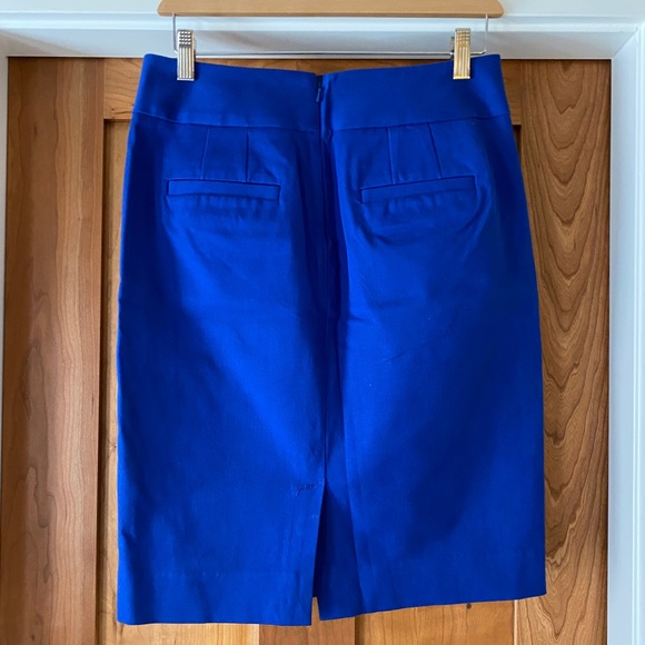 Banana Republic pencil skirt - Picture 3 of 3